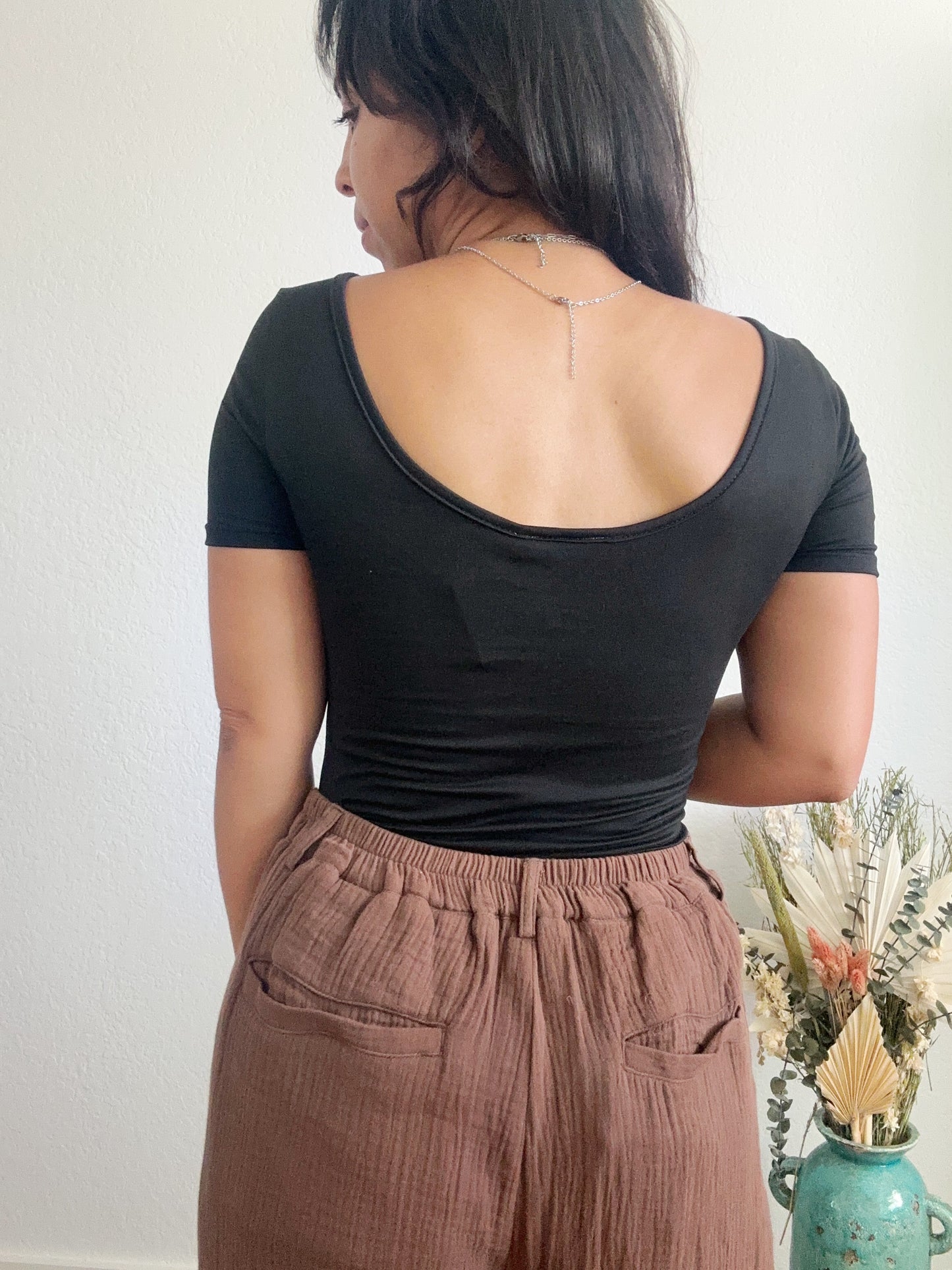 Black Seamless Short Sleeve Top