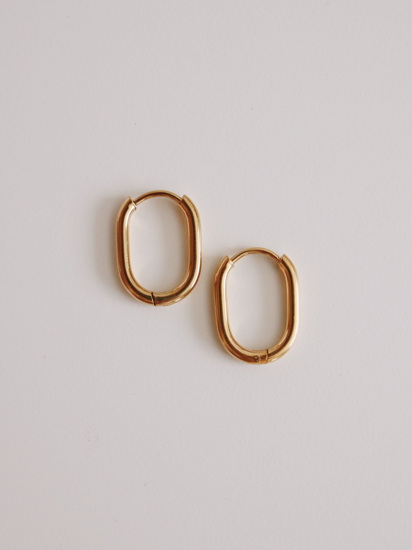 Thin Rectangle Hoops