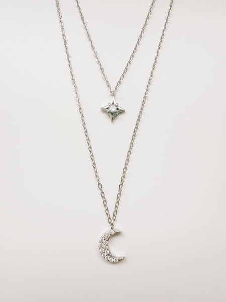 Luna y Estrella Necklace