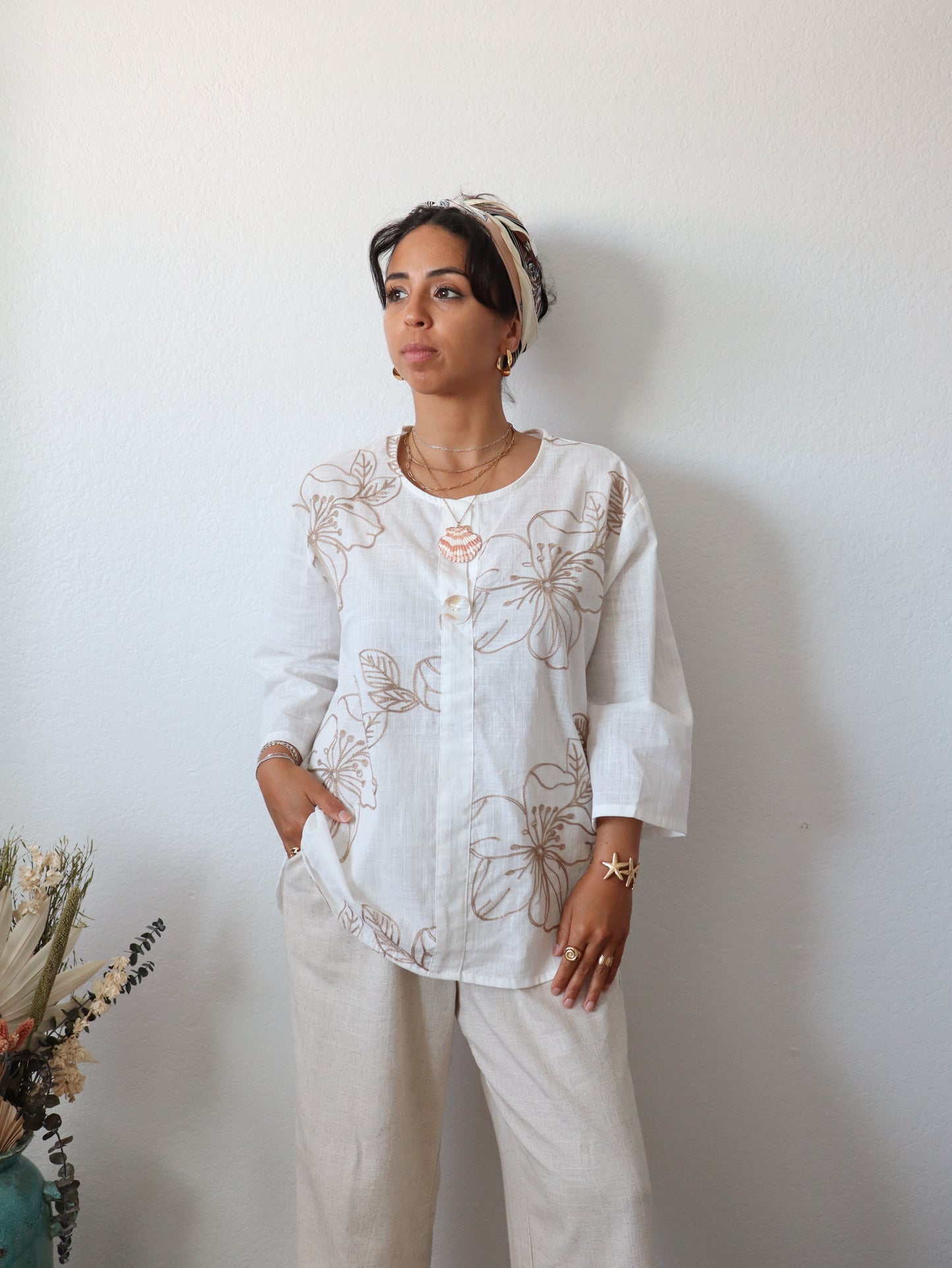 Vakaru Beige Embroidered Top