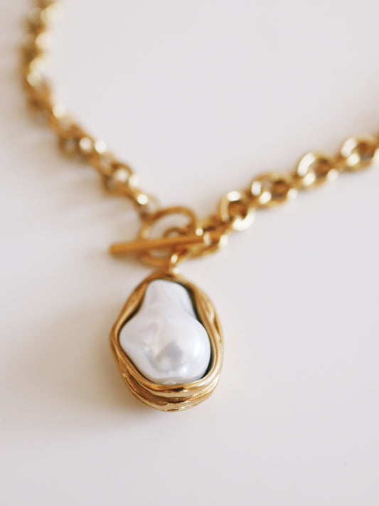 Kailua Pearl Necklace
