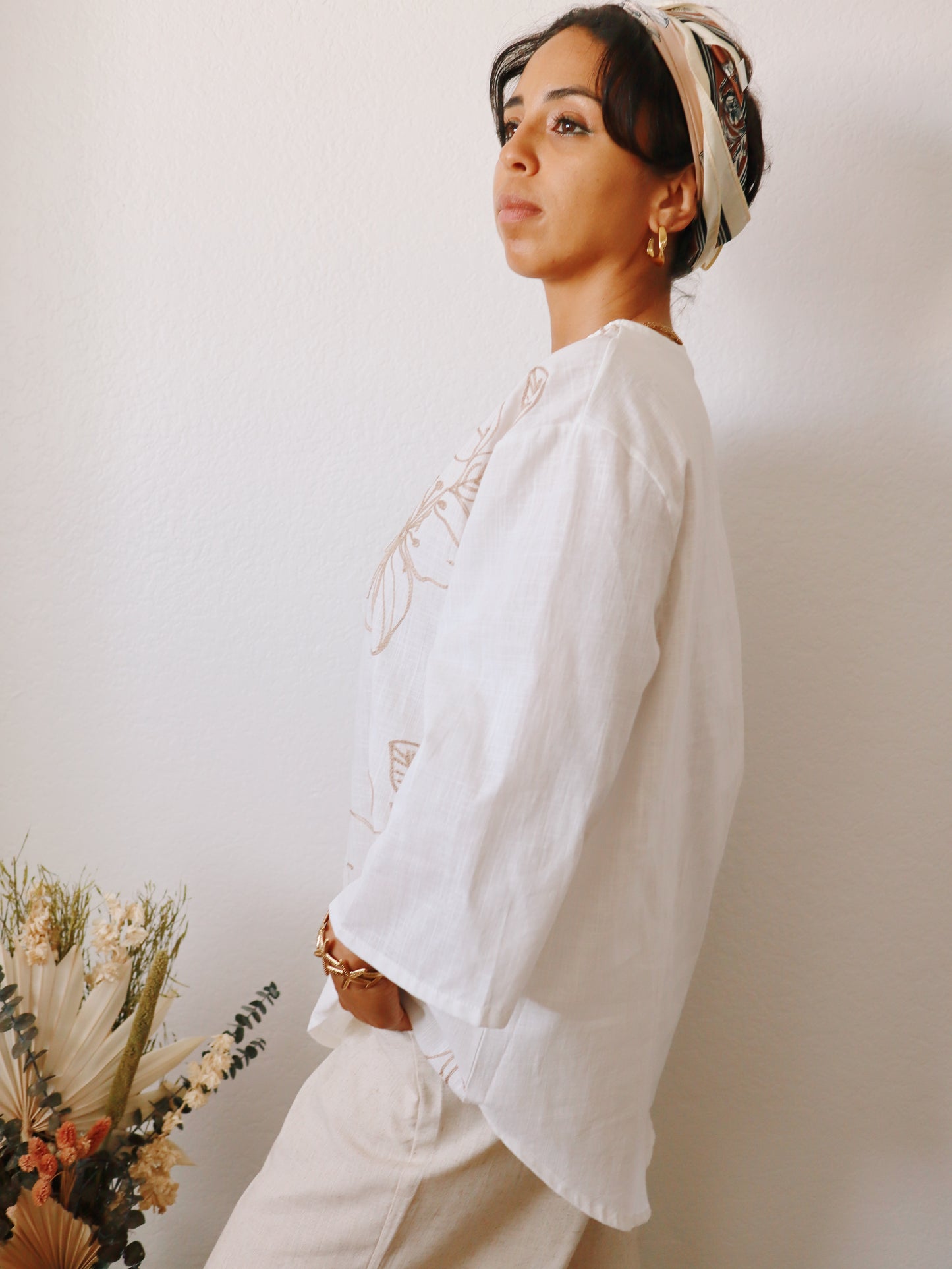 Vakaru Beige Embroidered Top