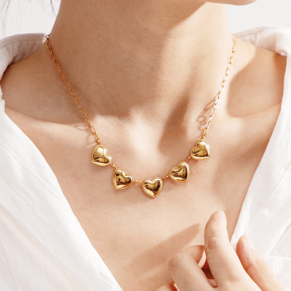 Corazones Necklace