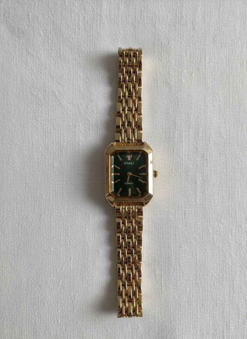 Lennox Gold Watch