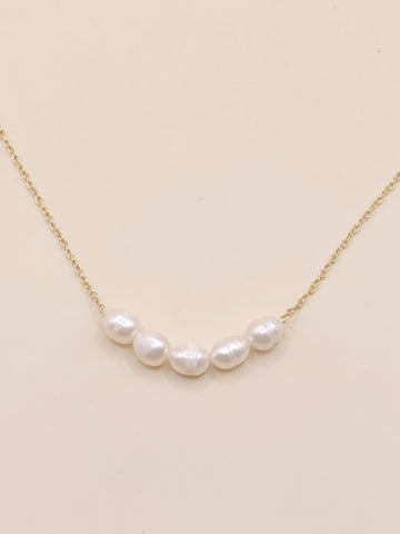 Cinco Perlas Necklace