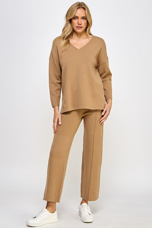 Dana V-neck Pullover