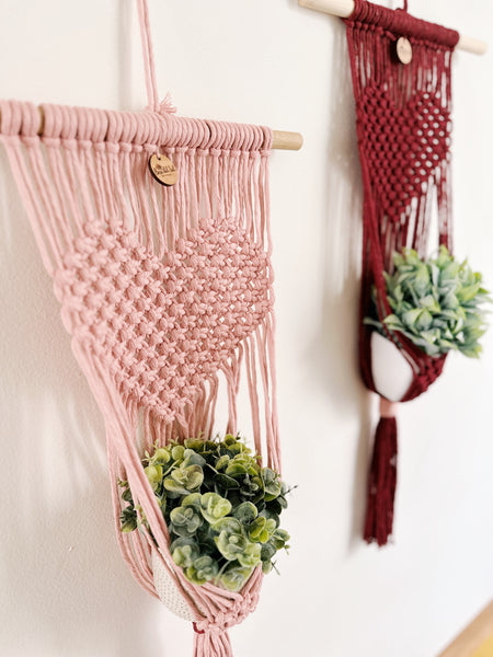 Sweet Heart Plant Hanger